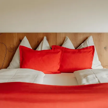 Weingut & Winzerhaeuser Skringer