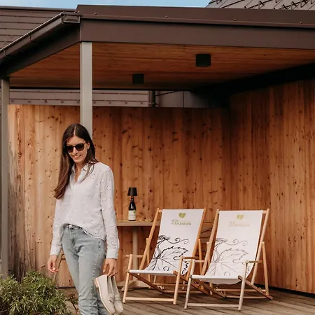 Winzerhaeuser Skringer Wohnen Im Weingarten Tatil Evi