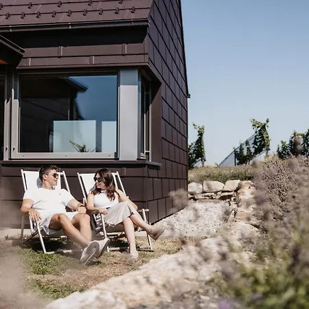 Weingut & Winzerhaeuser Skringer