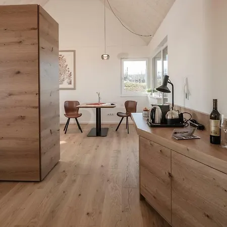 Winzerhaeuser Skringer Wohnen Im Weingarten