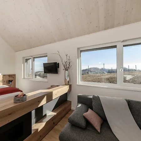 펜션 Weingut & Winzerhaeuser Skringer *